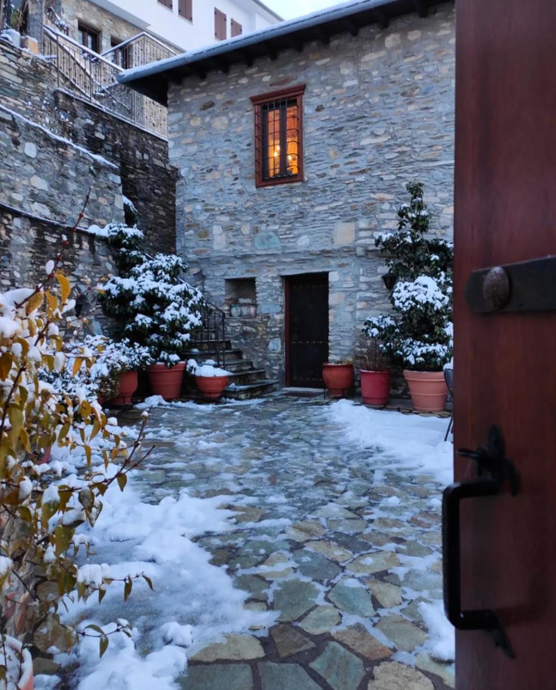 Archontiko Koilia Hotel Makrinitsa Exterior photo